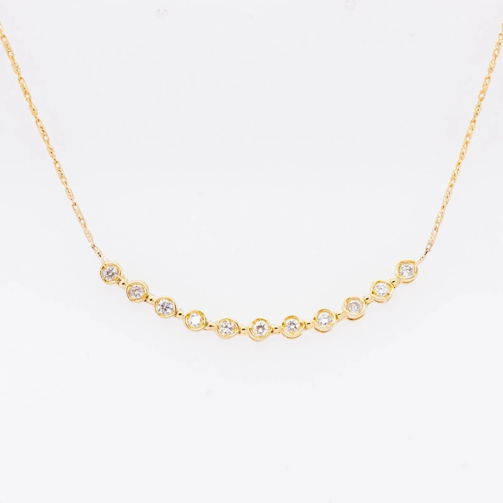 14k Yellow Gold Diamond 11 Stone Curved Bar Pendant Necklace 0.25ctw G VS2 18"