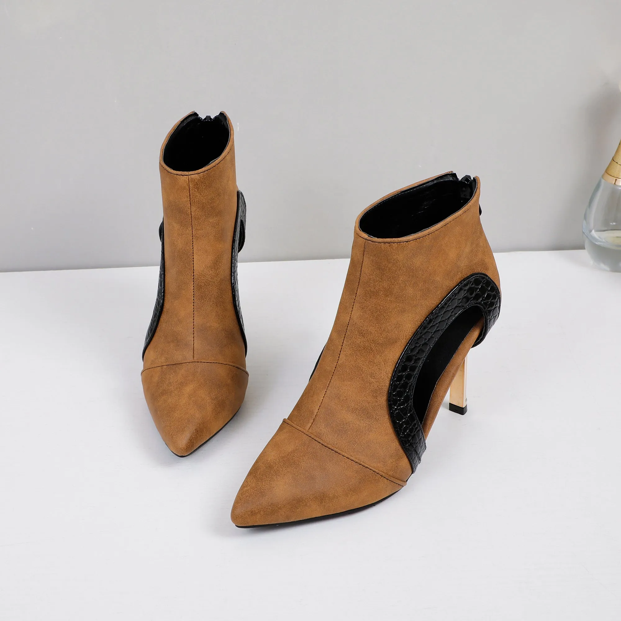 Bigsizeheels Msie magazine stiletto sandals - Brown
