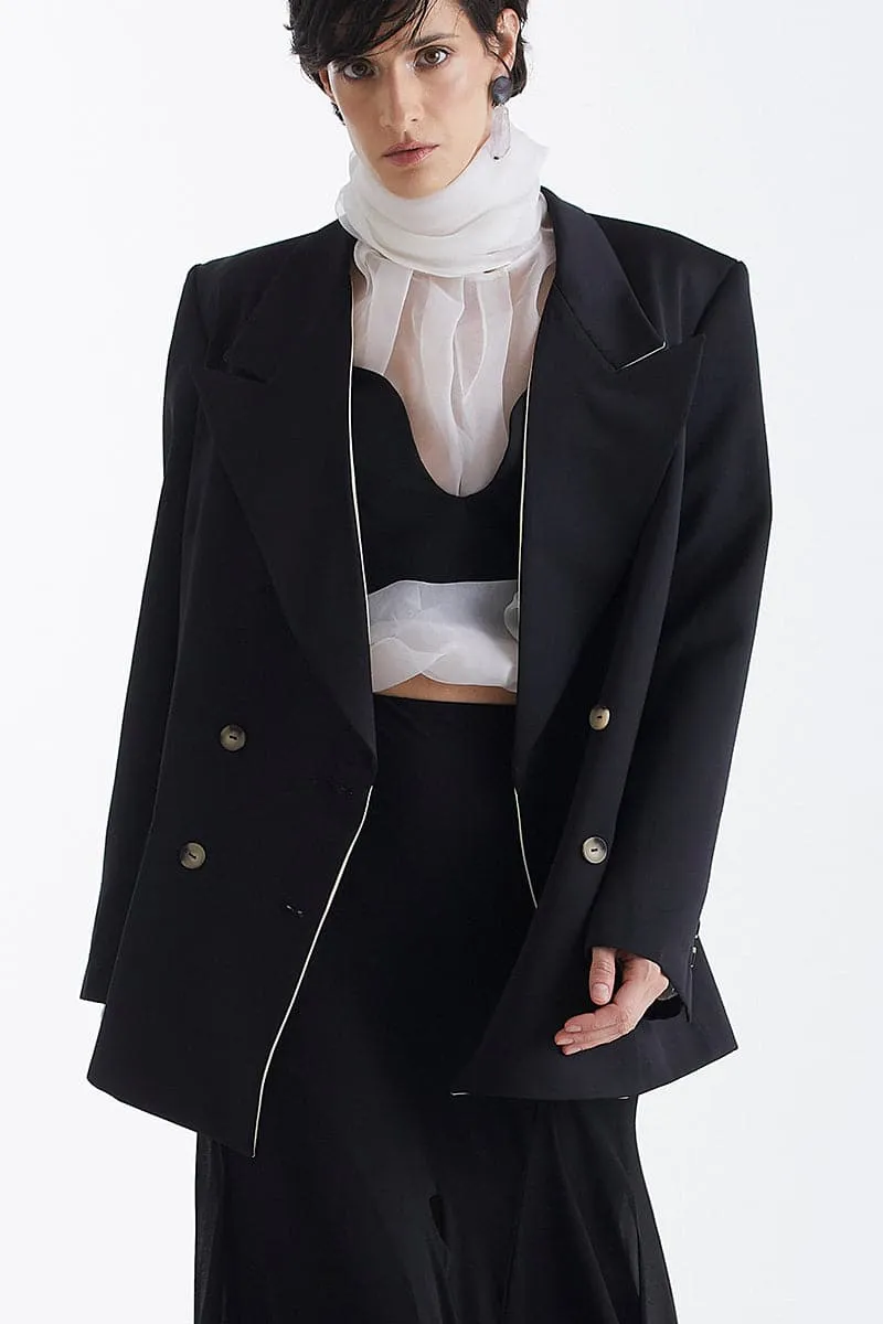 BLACK TRIMMED LAPEL BLAZER