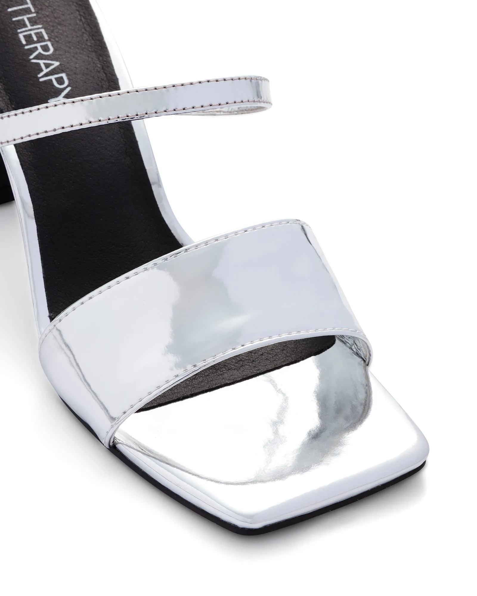 Cassie Heel Platinum