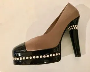 Chanel 2009 Fall 09A Paris Moscow Bicolor Patent Leather Satin Pearls Platform Heel Pumps EU 40 US 9/9.5