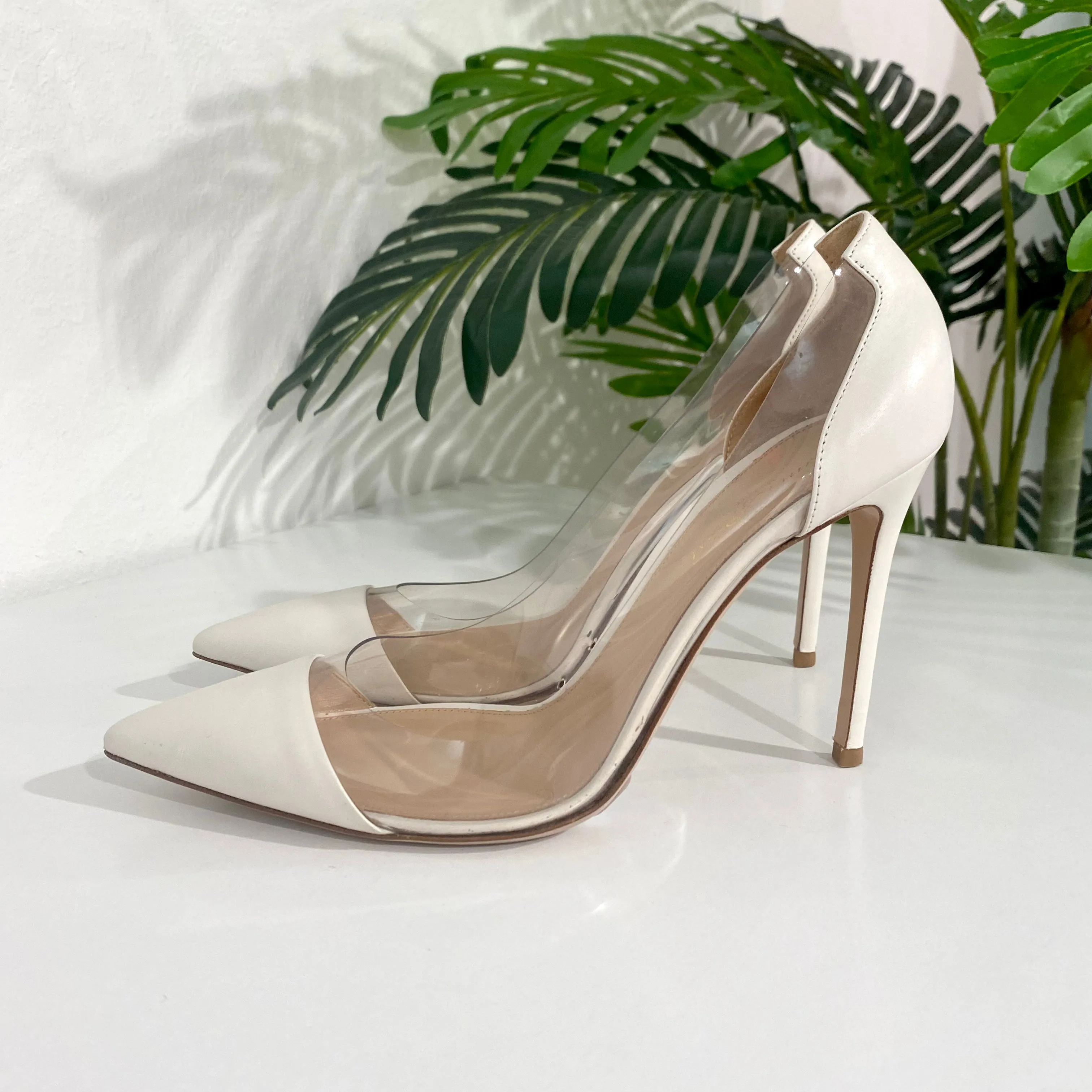 Gianvito Rossi White & Clear Plexi PVC Heels