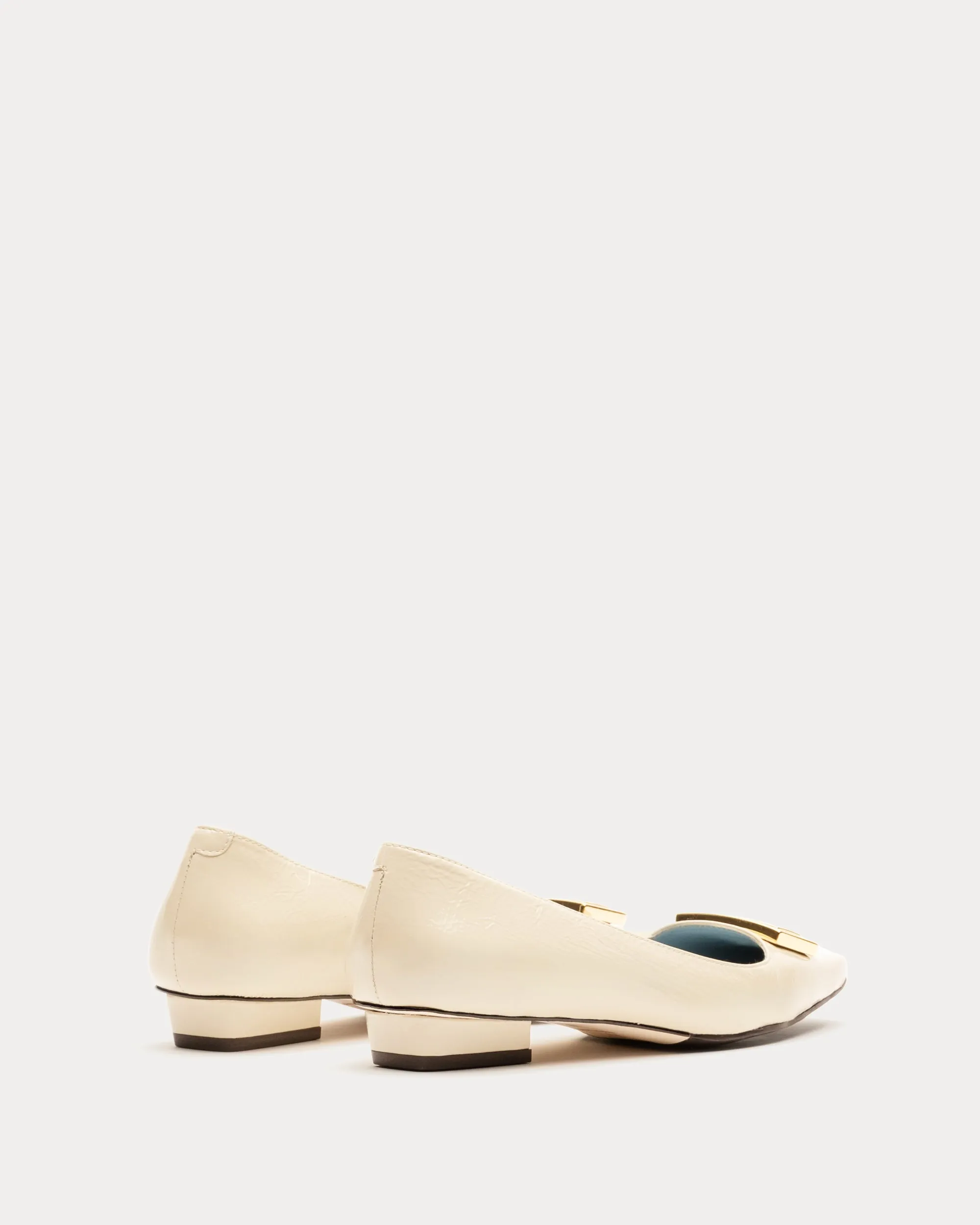 Midge Flat Crinkled Leather