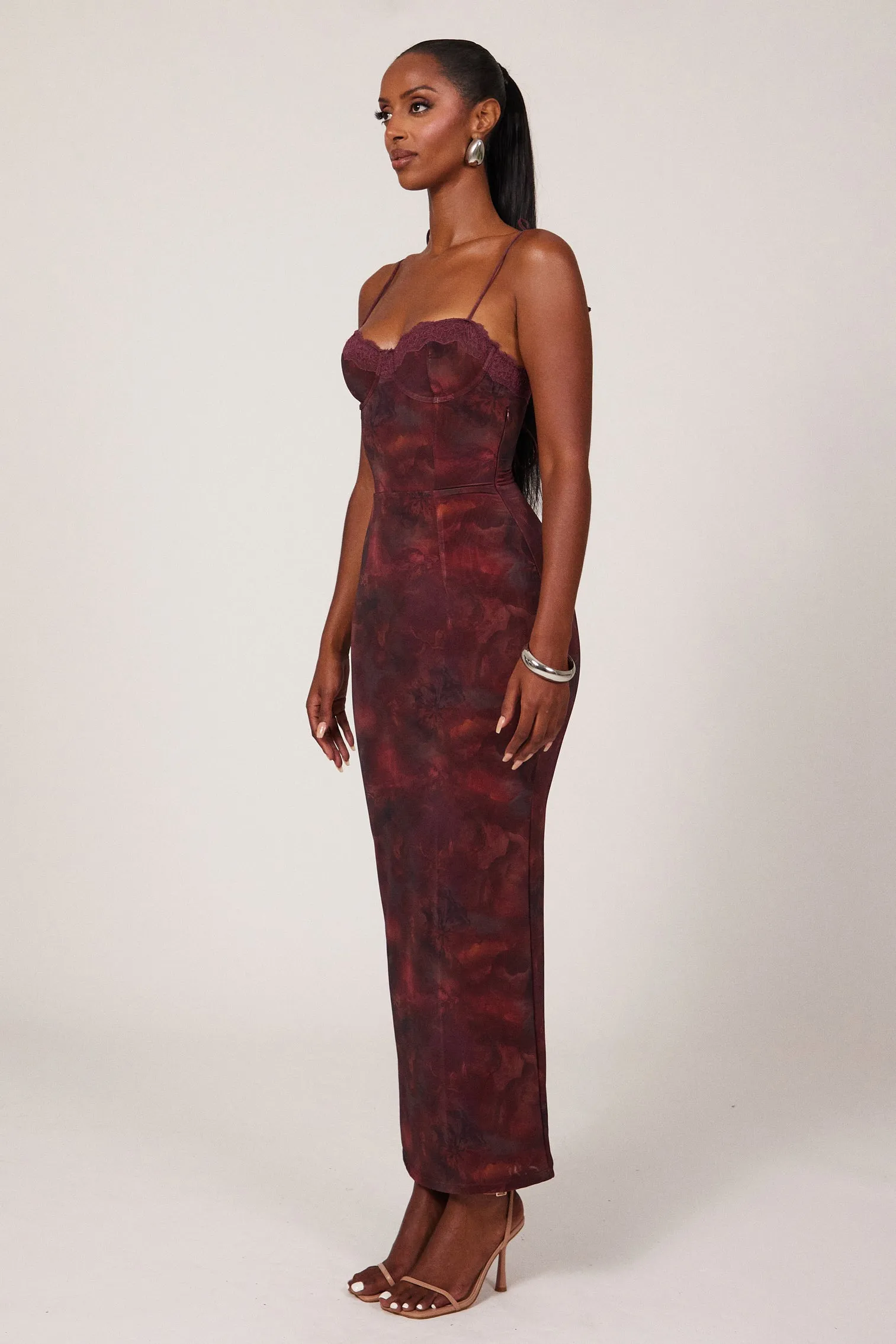 The Bij Maxi in Red Print