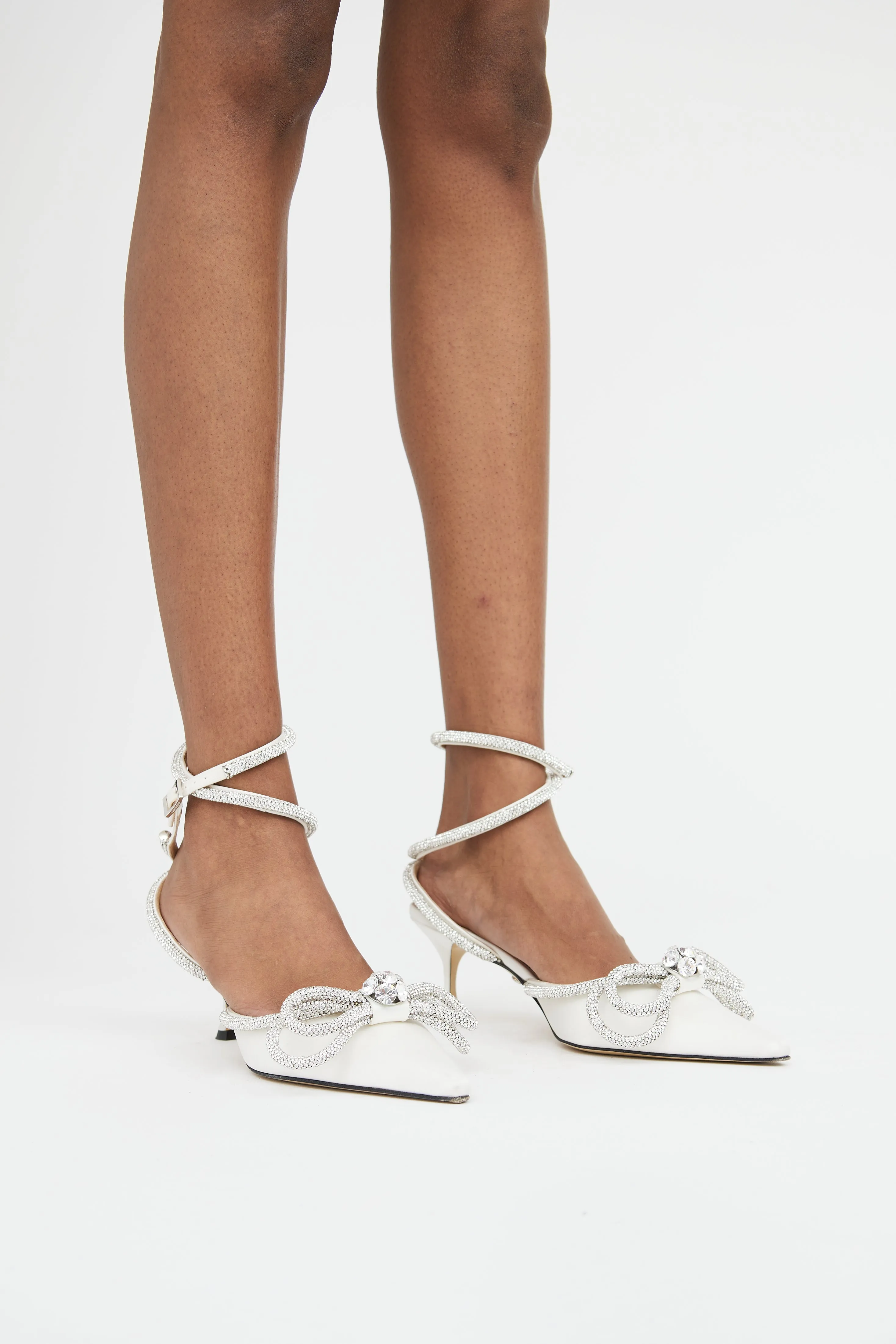 White & Silver Double Bow Pump
