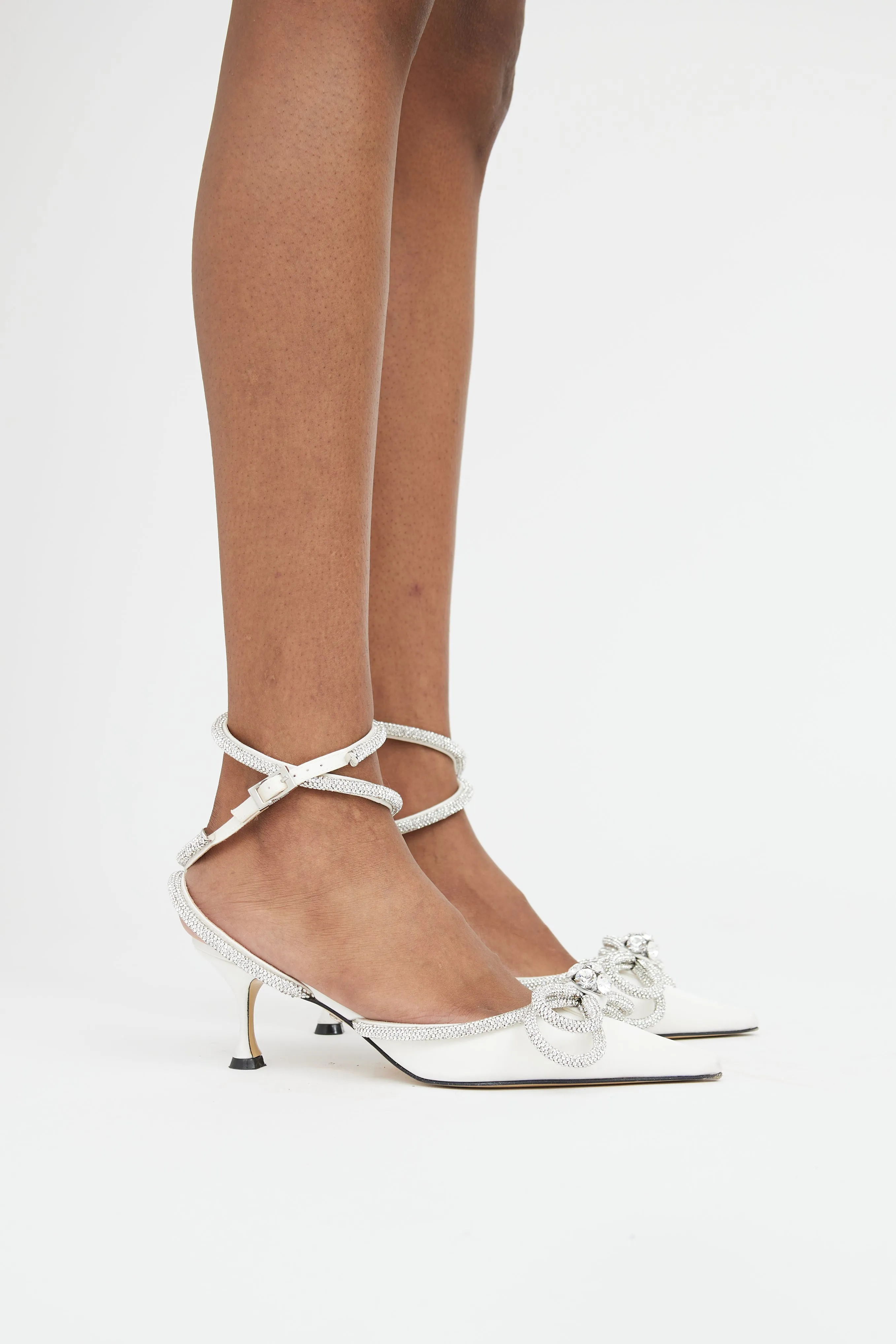 White & Silver Double Bow Pump